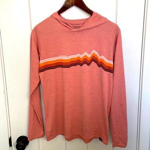 Patagonia Coral Hooded long sleeve technical Shirt with stripe design Size S